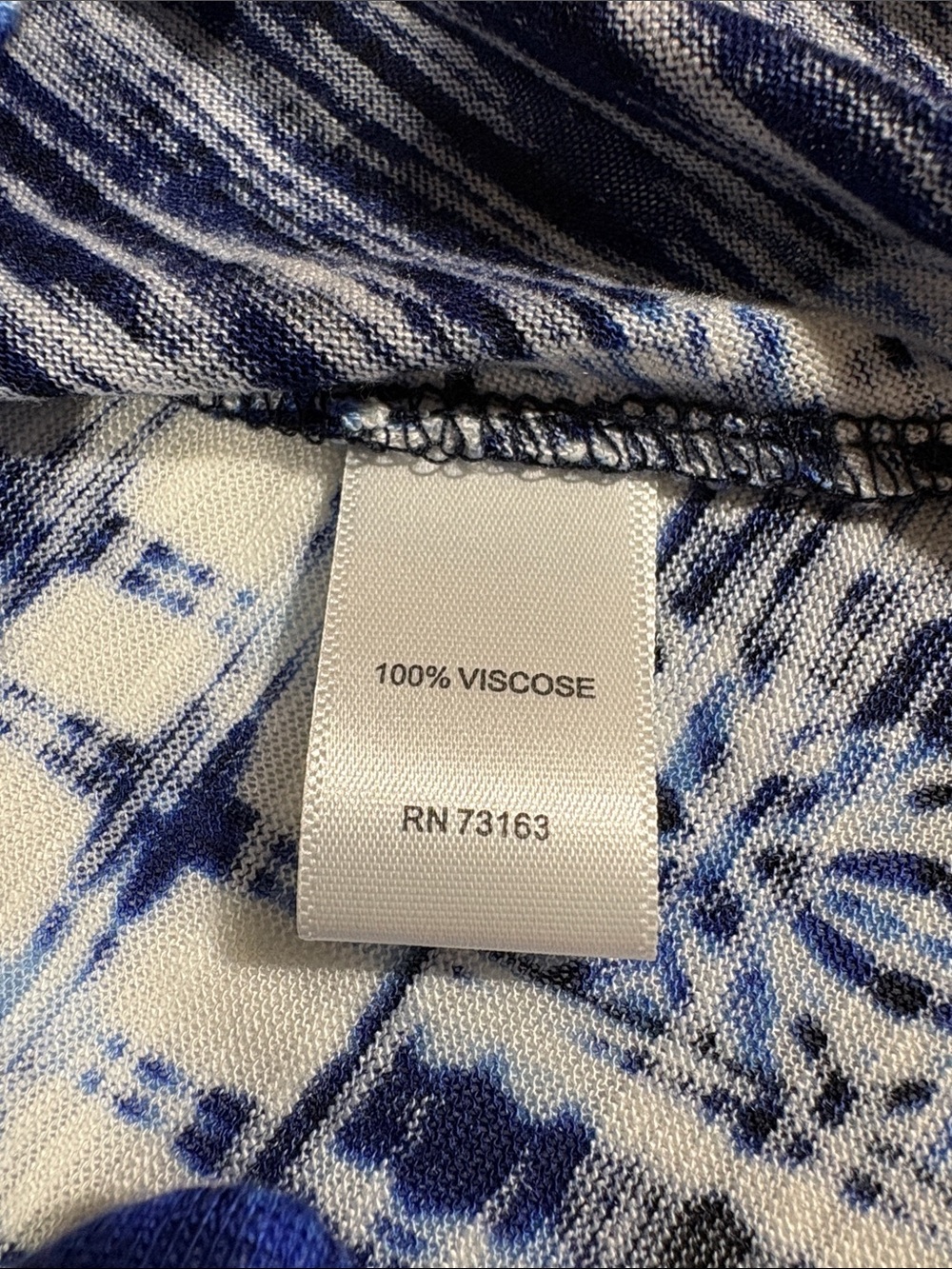 Cable & Gauge Red White Blue Patterned V-Neck Tunic Small - Picture 11 of 12